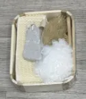 Set X6 "Spa" Bandeja de Madera, Esponja Premium, Esponja Exfoliante Corporal, Cepillo de Pelo, Cepillo Corporal y Piedra Pome 24×18.5×5 cm