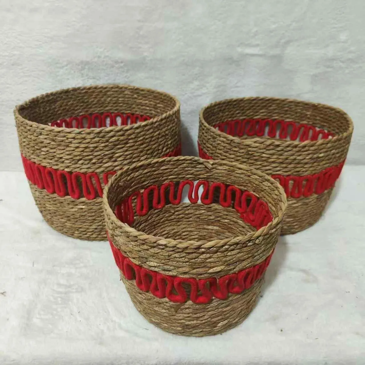 Set X 3 Cestos de Fibras Naturales y Algodon Rojo 34×26 cm - 32×22 cm 27×20 cm