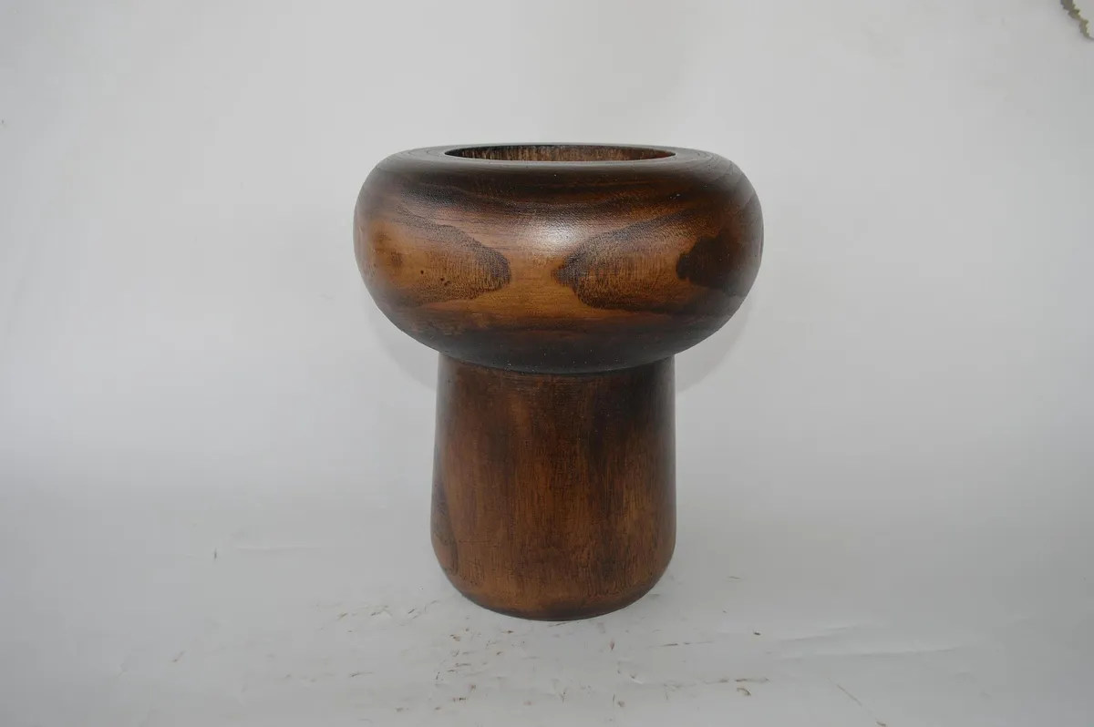 Jarron de Madera "Copon" Laqueado 30×27×27 cm