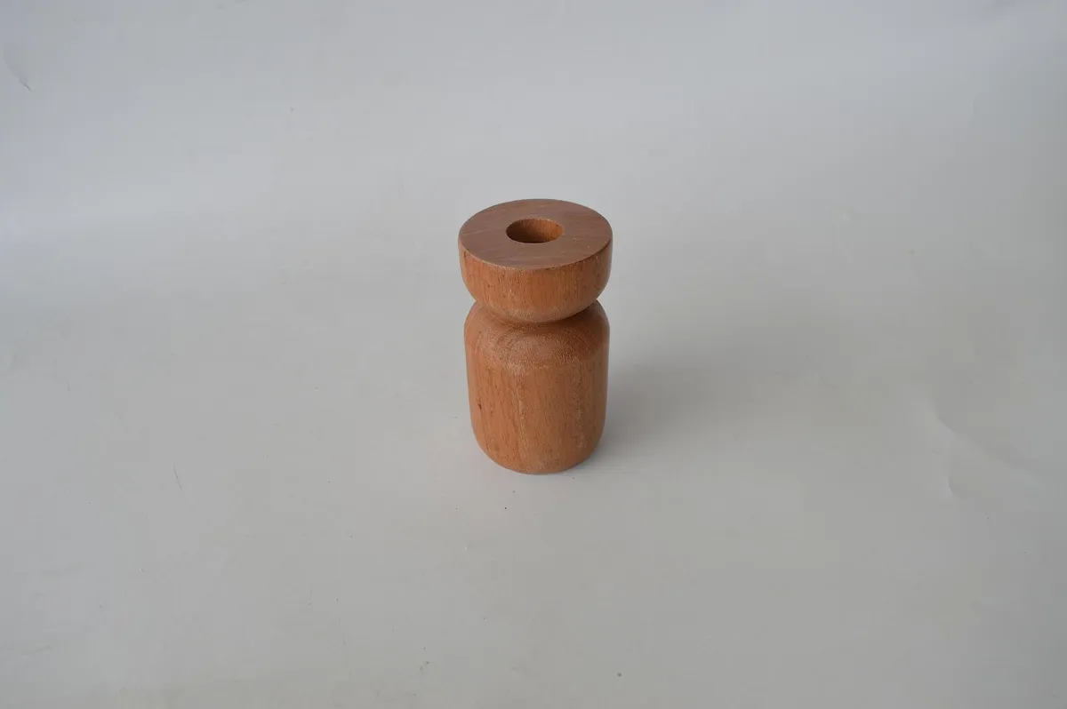 Candelabro de Madera Laqueado 14×7×7 cm