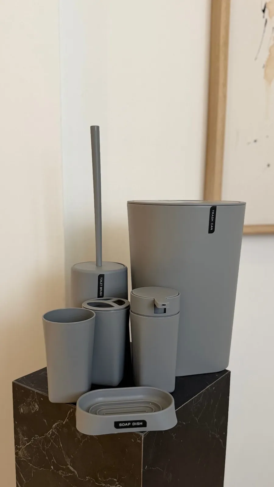 Set X 6 de Baño Dispenser, Porta Cepillo, Vaso, Jabonera, Cepillo de Inodoro y Cesto de Basura Color: Gris