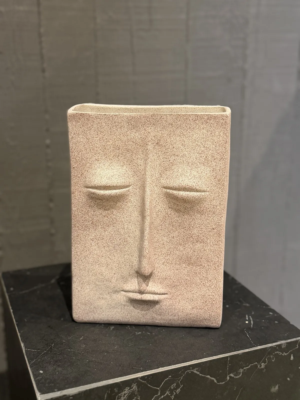 Jarron Asia de Resina Beige 21 cm