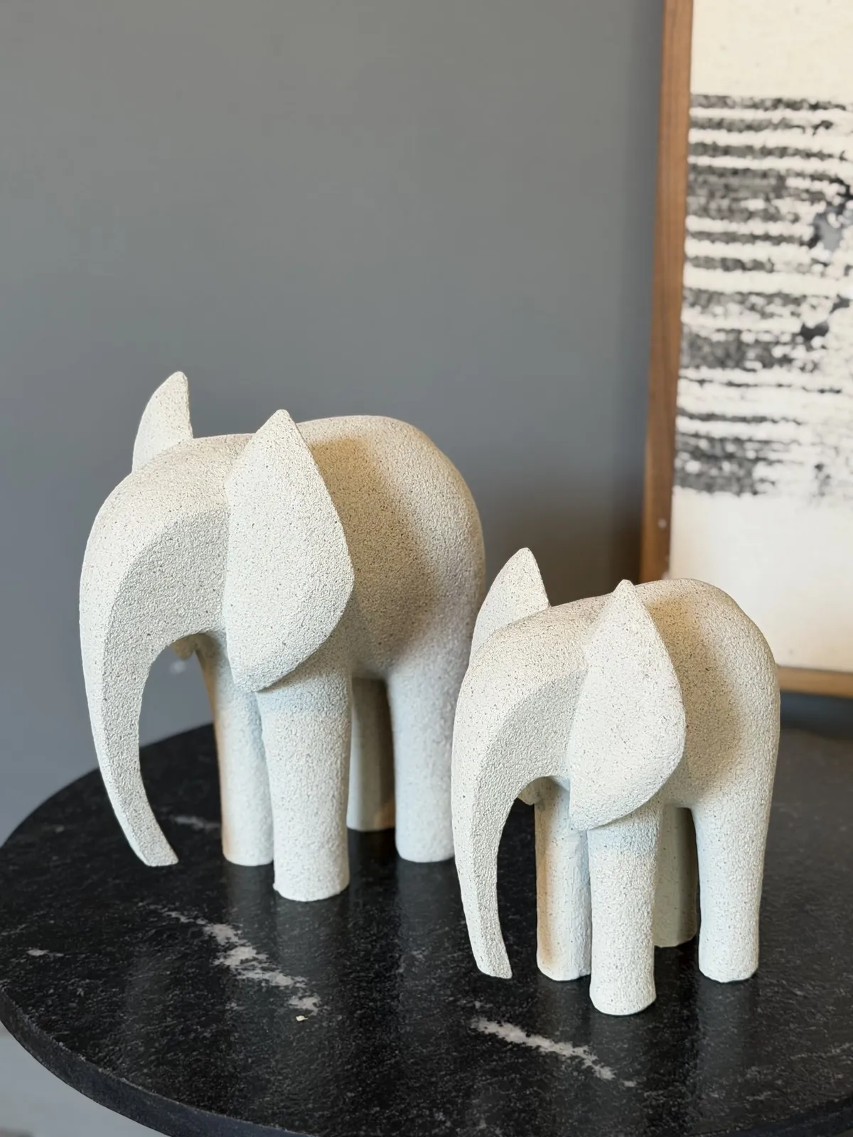 Elefante de Resina Textura Arena 24 cm