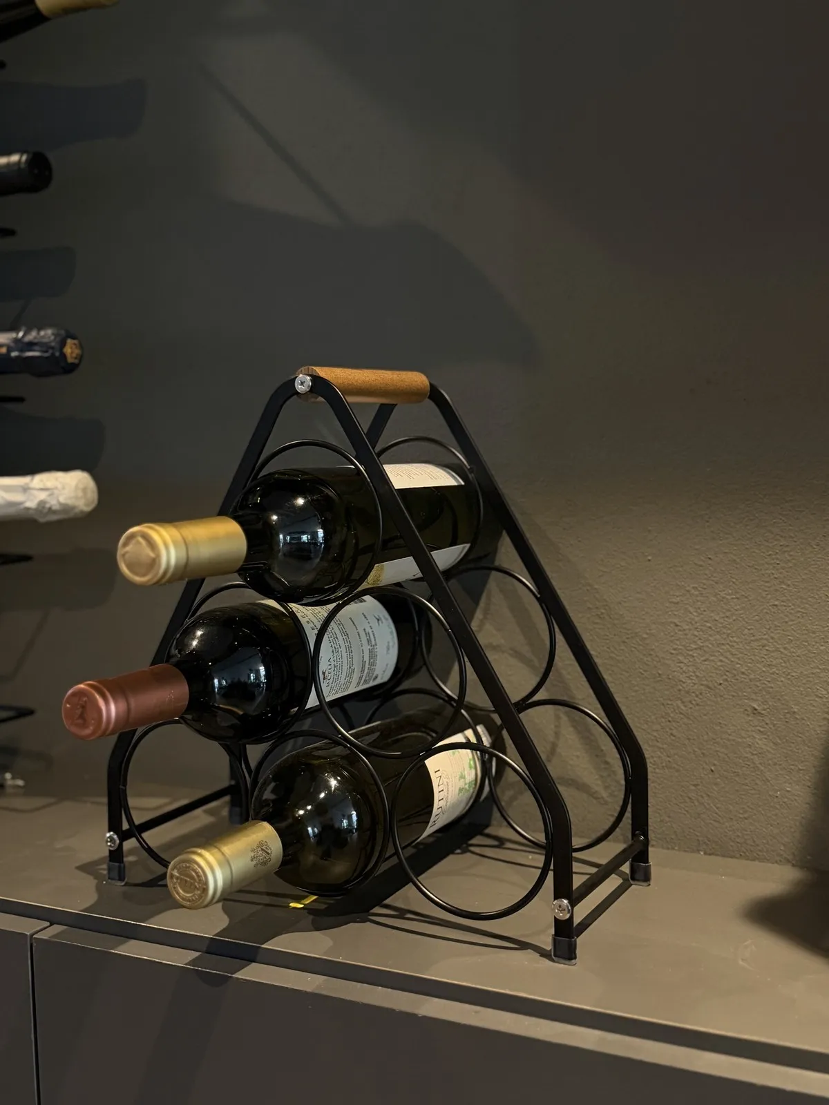 Bodega de Vino 6 Espacios de Hiero Negro y Madera 30×13.5×32 cm