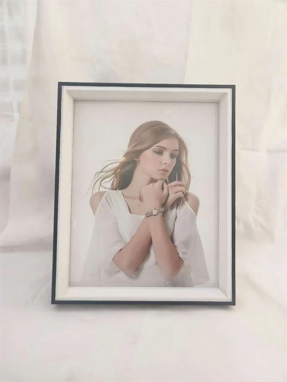 Portaretrato (Para Colgar) de Madera Oscura con Blanco 25×30 cm