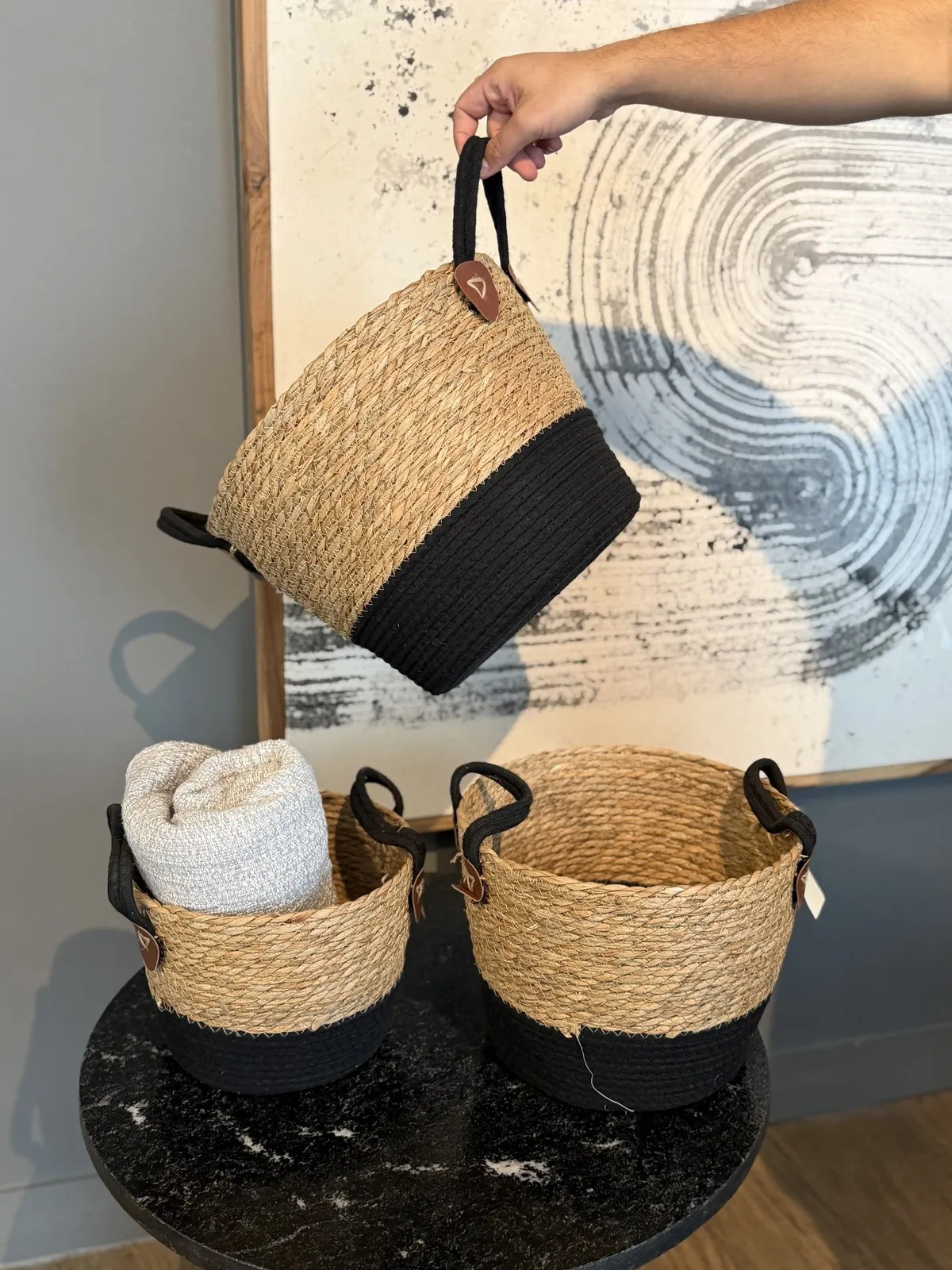 Set X 3 Cestos de Fibras Naturales con Algodon Negro 18×23 cm - 22×27 cm - 25.5×32 cm