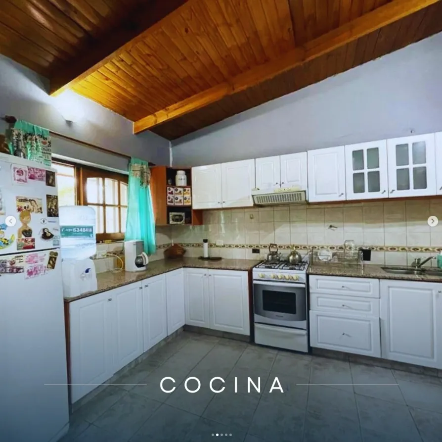 Casa 3 dormitorios en Barrio Limay en Neuquen — venta — foto 2